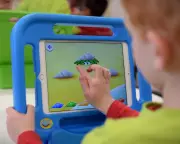 UK Schools Adopt Mindful Screen Use to Enhance Learning