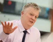 UK Youth Unemployment Rises as Tax and Wage Hikes Impact Economy