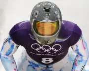 Ukrainian Skeleton Athlete Accuses IOC of Betrayal Over Banned Memorial Helmet