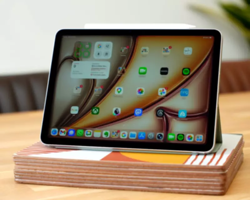 Apple iPad Air M4 Review: Premium Tablet Powerhouse Redefines Versatility
