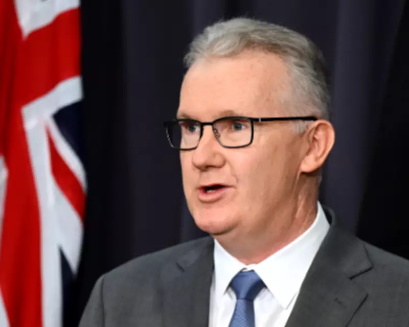 Australia Imposes Six-Month Tourist Visa Ban on Iranian Nationals