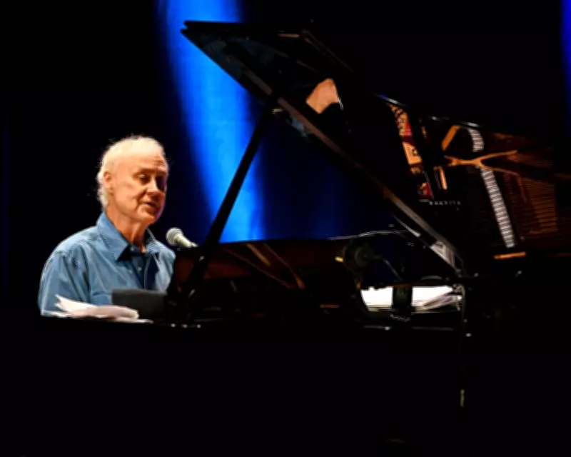Bruce Hornsby's Unexpected Renaissance: From 'Old Bastard' to Podcast Star