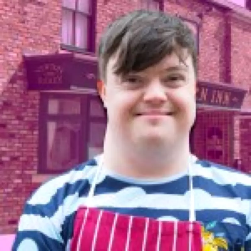 Coronation Street's Alex Warner Returns After 16-Month Absence