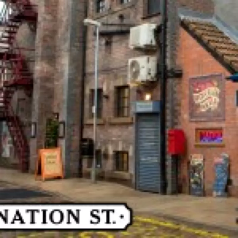 Coronation Street's Mal Roper Wrongly Accuses Dev Alahan in ITVX Premiere