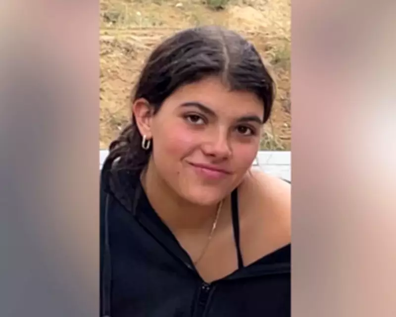 Coroner Rules Canadian Backpacker Died by Drowning After Dingo Attack on K'gari