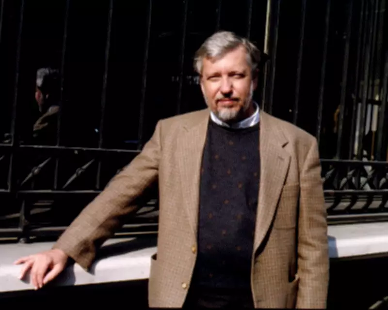 Dan Simmons, Award-Winning Speculative Fiction Author, Dies at 77