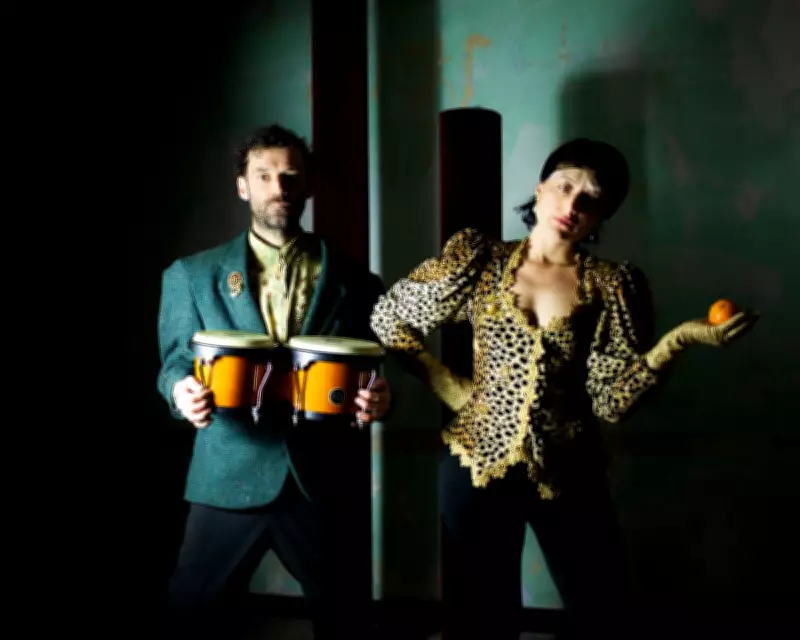 Diagonale des Yeux Debut: Whimsical Multilingual Pop with Post-Punk Charm