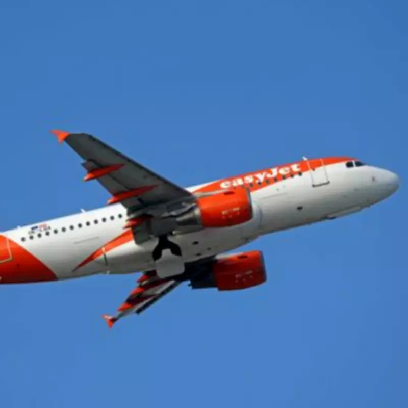 EasyJet Unveils New Seats Offering Passengers Up to Two Inches More Legroom
