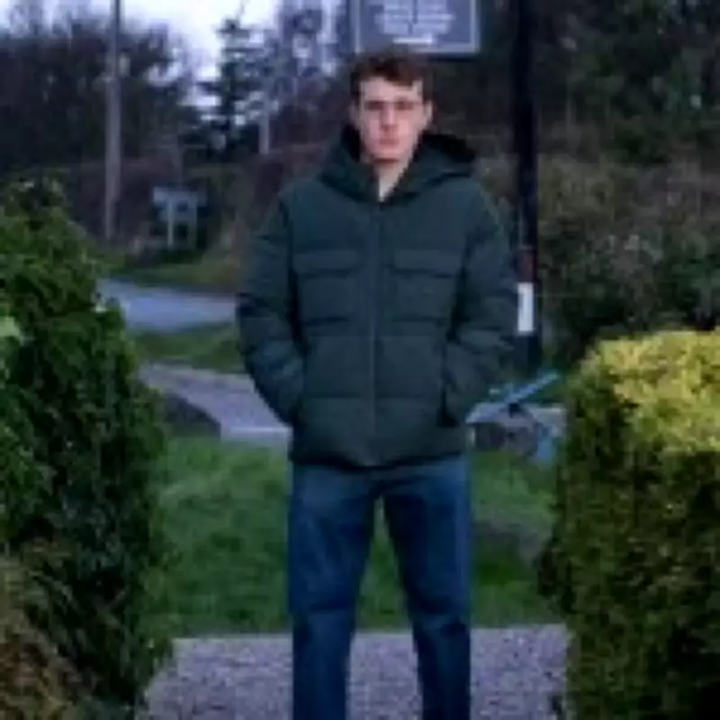 Emmerdale's Arthur Thomas Confesses to Violent Attack on Mother Laurel