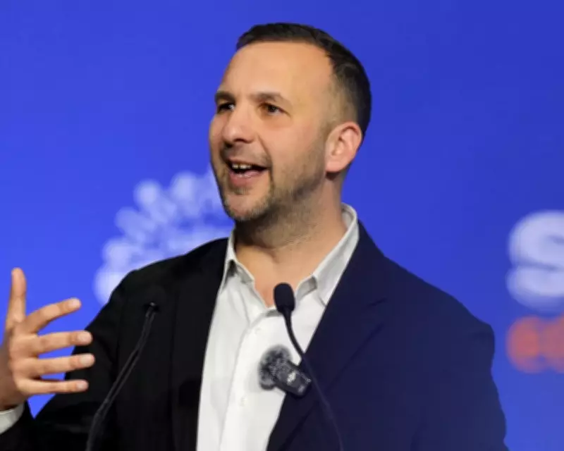 Green Party Vows to Scrap Ofsted and Halt Academies, Criticizes Labour's Education Plans