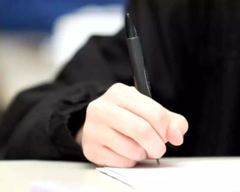 Guardian Saturday Quiz Served as a Bridge Between Generations