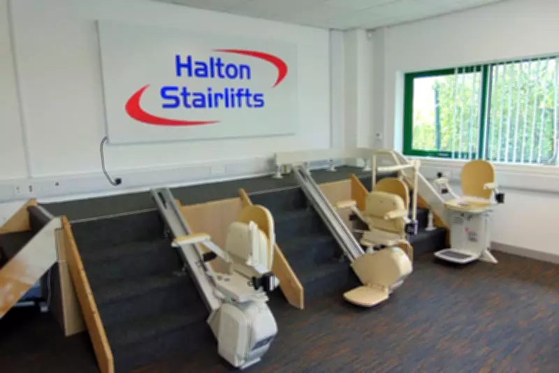 Halton Stairlifts Secures Sixth Straight Feefo Platinum Service Award