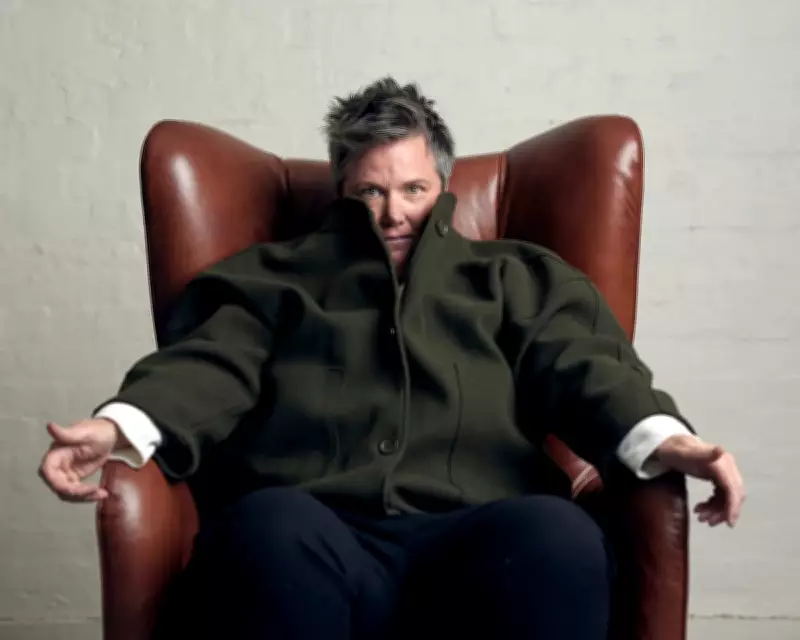 Hannah Gadsby on Sock Puppets, Spoilers, and an Obama Family Movie Night