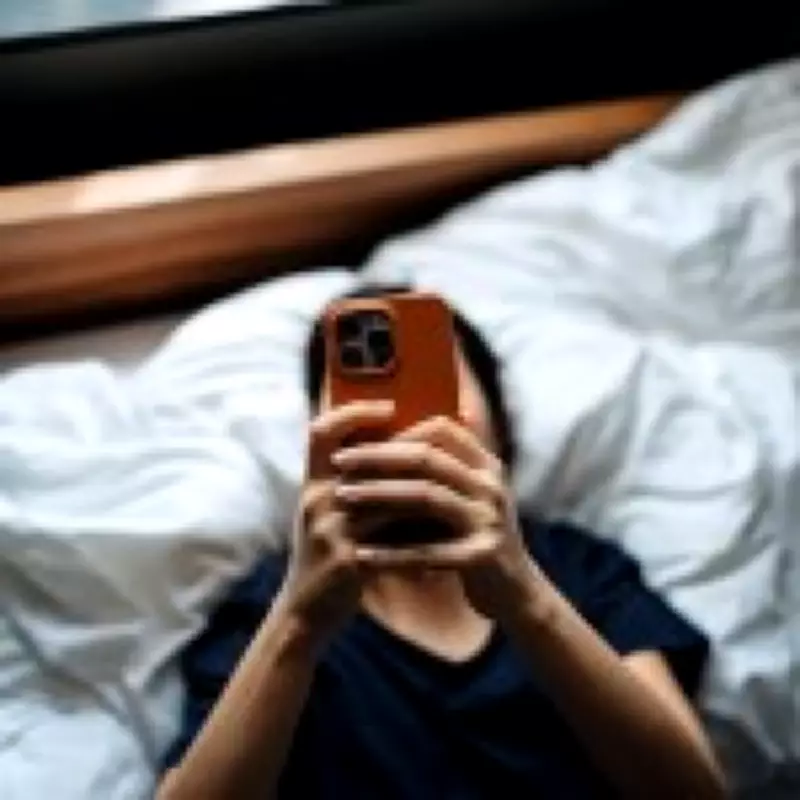 How a Stranger's Message Saved Me from Moving to Australia for a Cheating Partner