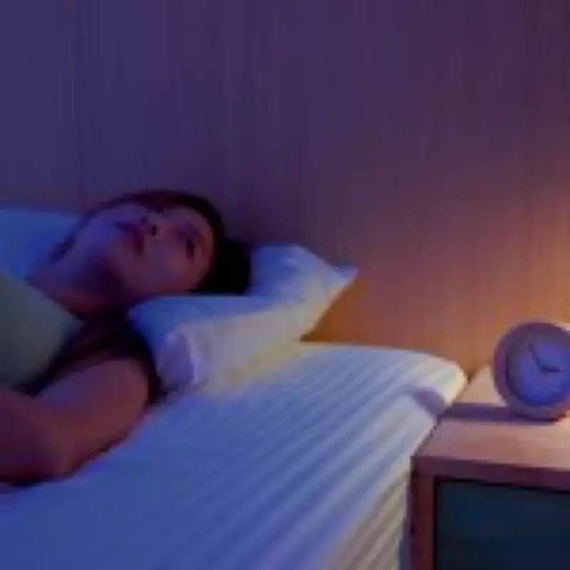 How the Clock Change Disrupts Sleep and Expert Strategies to Adapt