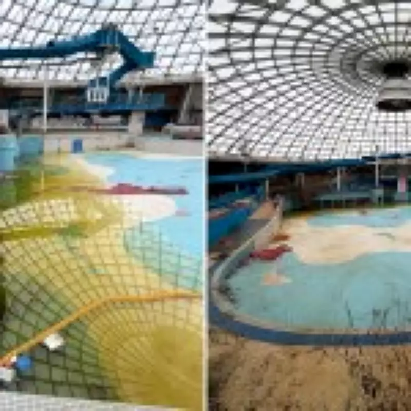 Inside the Decaying Oasis Leisure Centre That Inspired the Band's Name