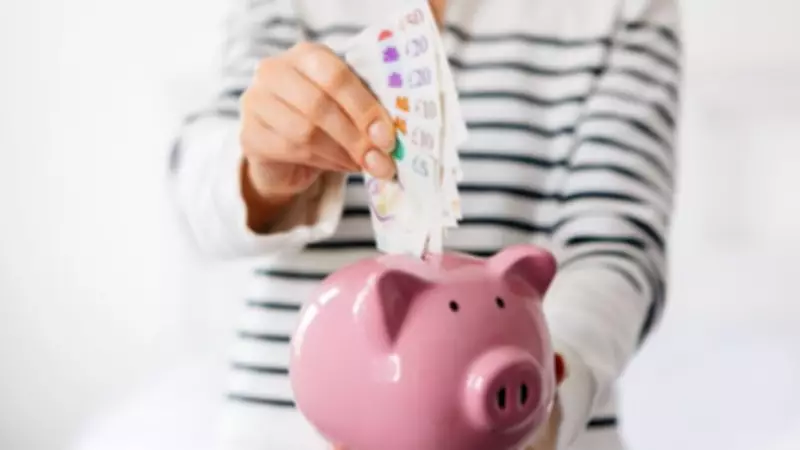 Iran War Sparks 'Ripple of Fear' in UK Household Spending Habits