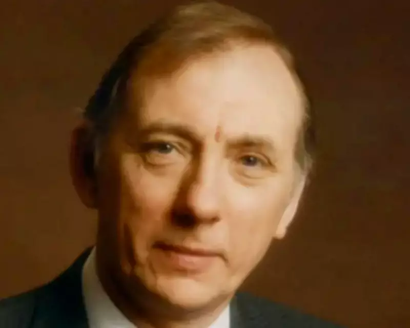 Ken Weetch, Influential Education Advocate and Former MP, Dies at 97