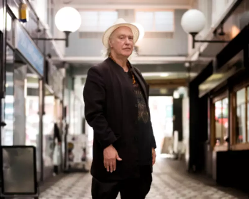 Kinks Guitarist Dave Davies Defends 'Lola' After Moby Calls Song Transphobic