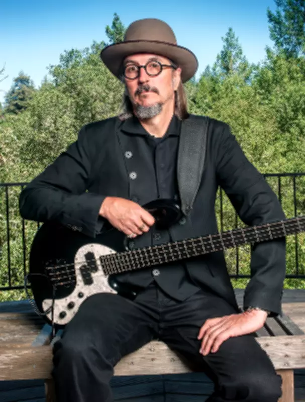Les Claypool on AI, Metallica Rejection, and Primus's Unlikely Legacy