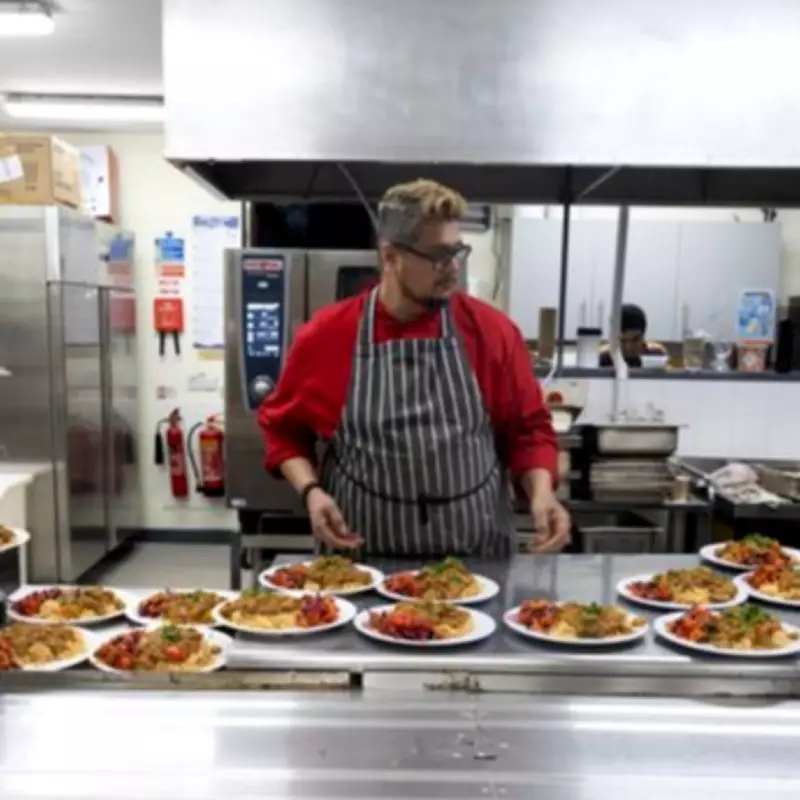 London Food Bank Serves 60,000 Restaurant-Quality Free Meals During Ramadan