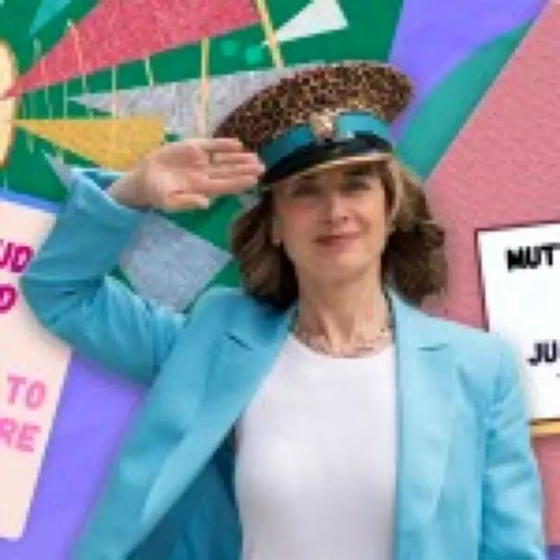 London Woman Organizes 'Mutton March' After Street Insult Over Fashion