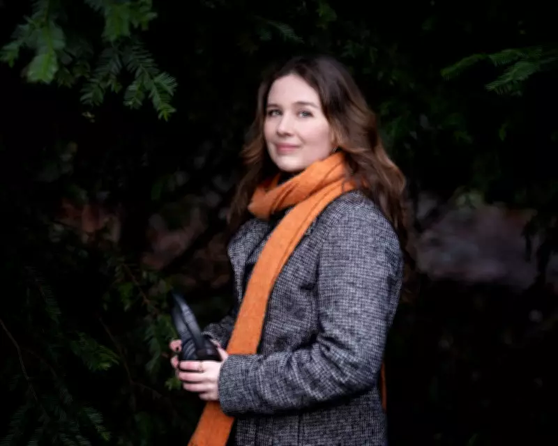 Londoner's Headphone-Free Journey Reveals a Hidden Urban World