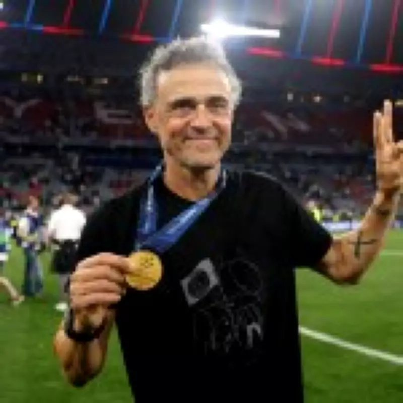 Luis Enrique Rejects Manchester United Interest, Michael Carrick Emerges as Top Candidate