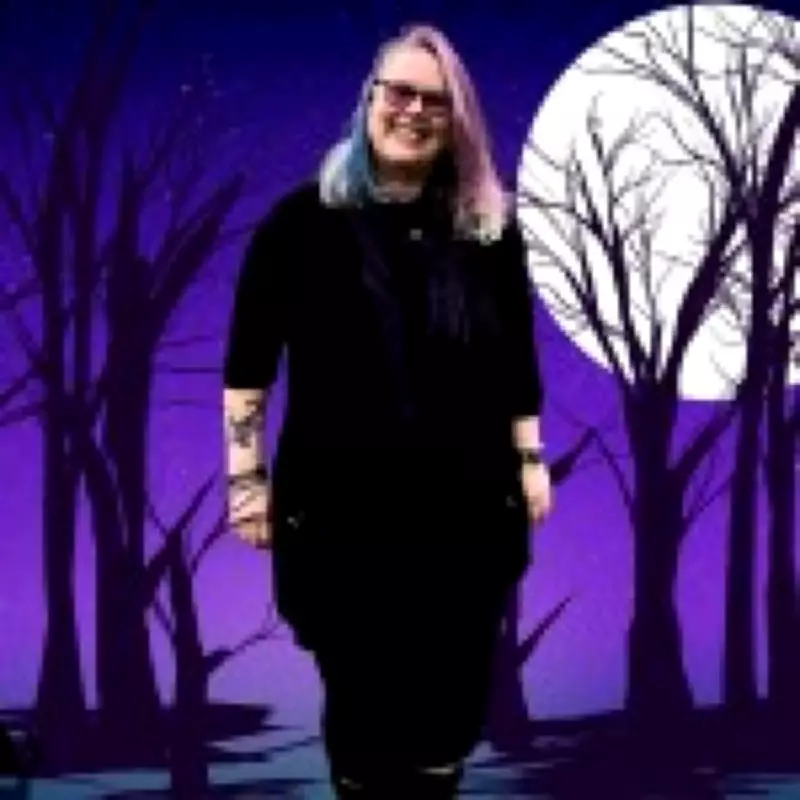 Modern Witch Earns £44k Teaching Women Mystical Business Skills