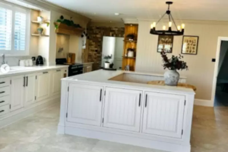 Mrs Hinch's Viral Kitchen Organiser Sold Out: Two Amazon Alternatives Available