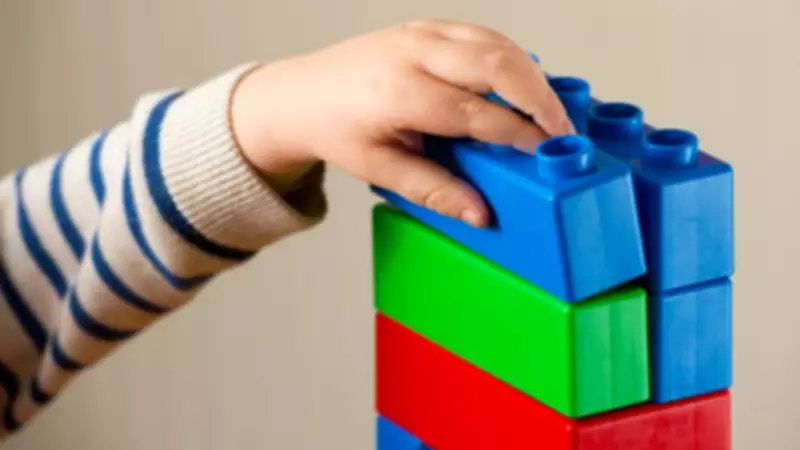 Nursery Illness Study: Toddlers Face 15 Bugs in First Year, Building School Immunity