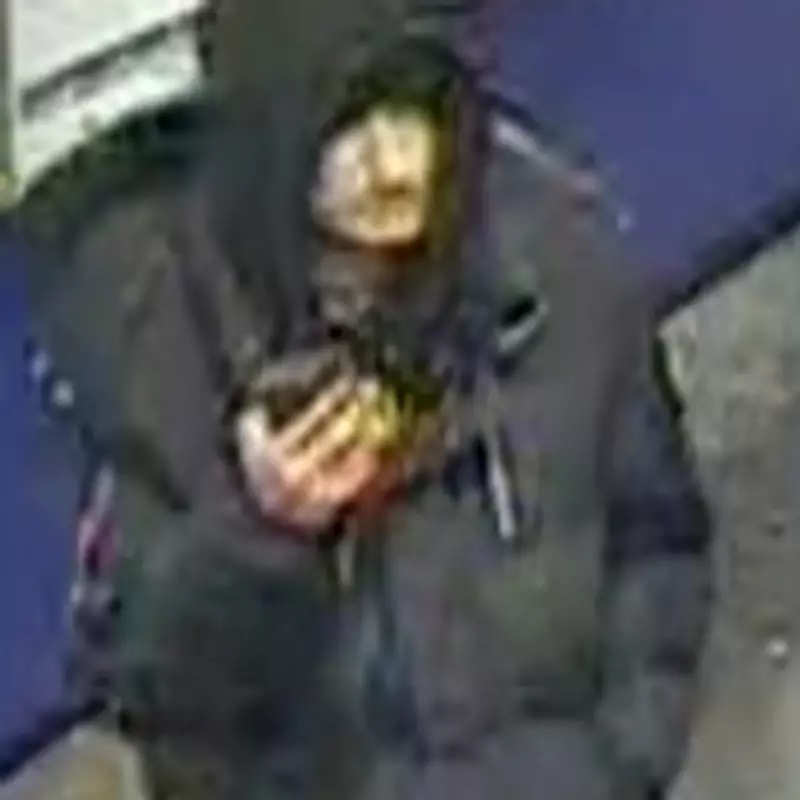 Police Hunt Suspect After Knifepoint Robbery at Herne Hill Station