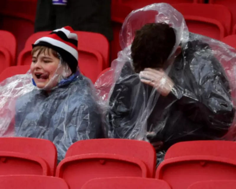 Premier League Showdown: Manchester United vs Aston Villa at Old Trafford