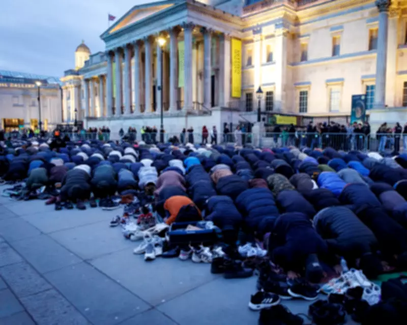Public Ramadan Prayer in London Sparks Debate on Religious Freedom