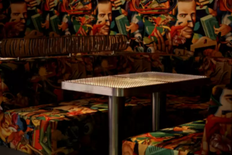 Reeves' Mais Lecture Overshadowed, Shoreditch Bar's Doorless Toilets, and Tax Hip-Hop