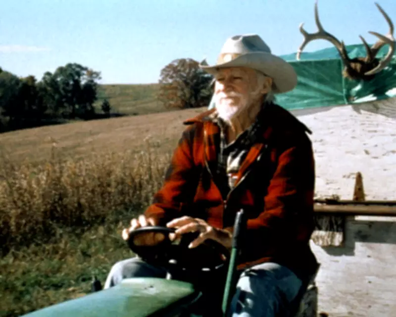 Revisiting David Lynch's Gentle Masterpiece: The Straight Story's Enduring Heart