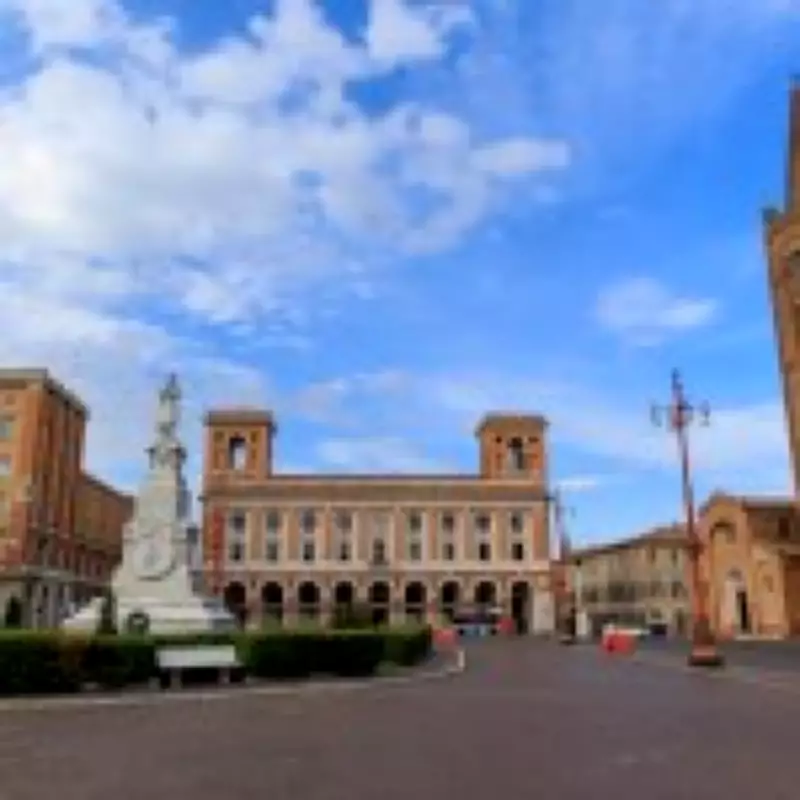 Ryanair Revives London-Forlì Route After 18-Year Hiatus Amid Overtourism Shift