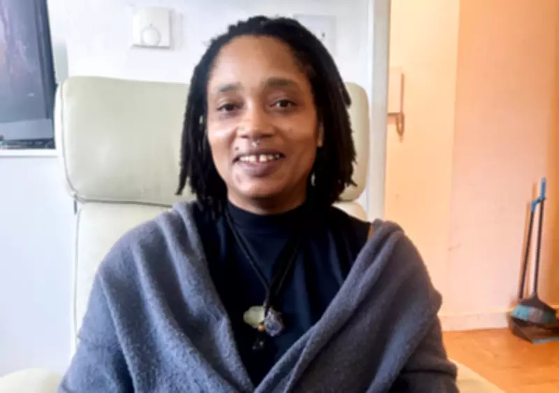 Social Housing Nightmare: Family Finds Mould, Feces in Home Swap Flat