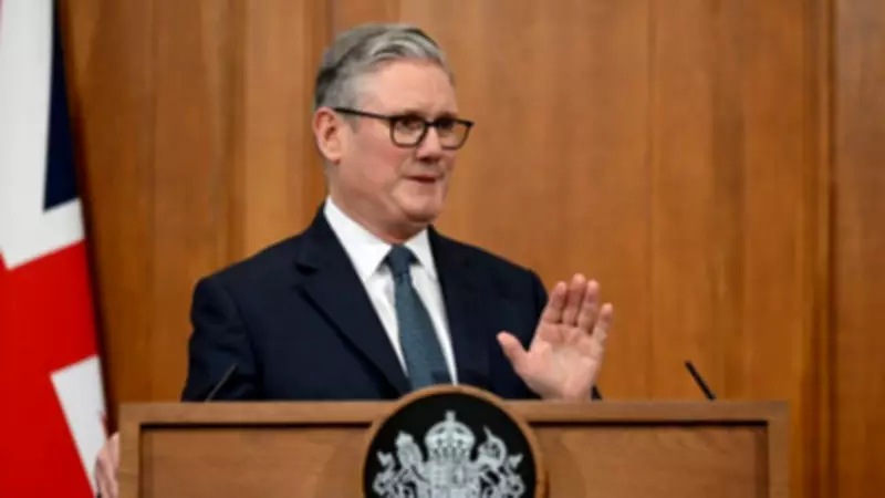 Starmer's Iran Stance Echoes Blair's Leadership Dilemma on US Relations