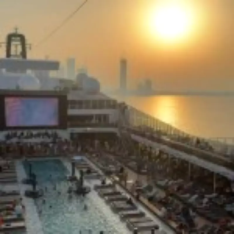 Stranded Cruise Passengers Panic as Suicide Drones Threaten Gulf Ports