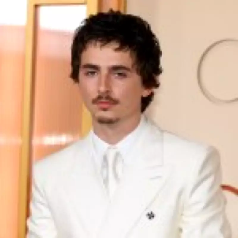 Timothée Chalamet and Kylie Jenner Exit Oscars After Host's Mockery