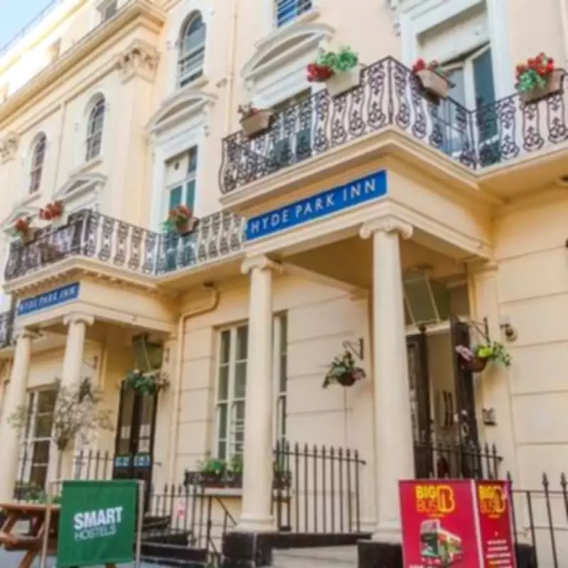 Travel Influencer's £10 Central London Hostel Surprise: Clean, Air-Conditioned Dorm