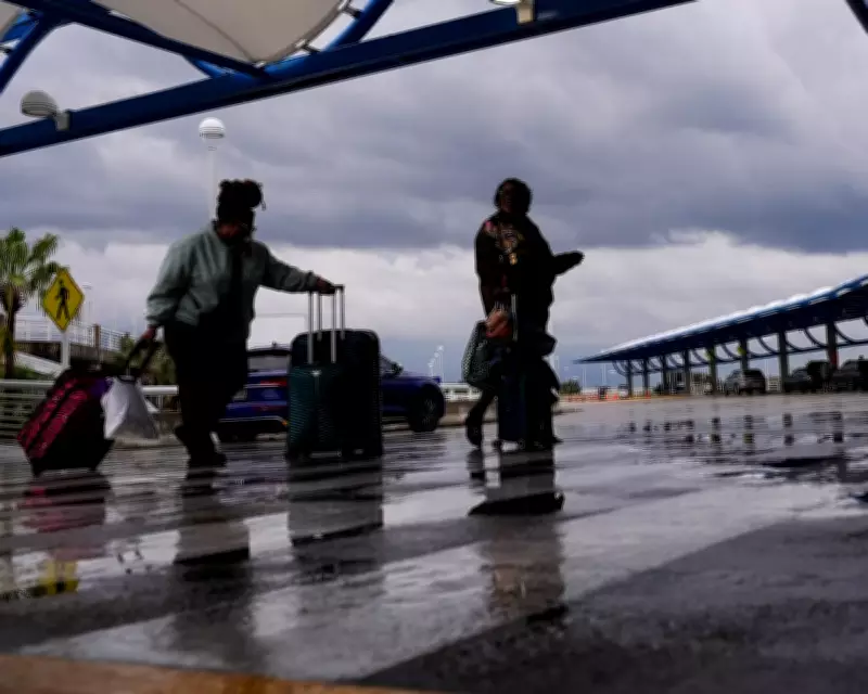 Winter Storm Paralyzes US Air Travel, Thousands of Flights Canceled