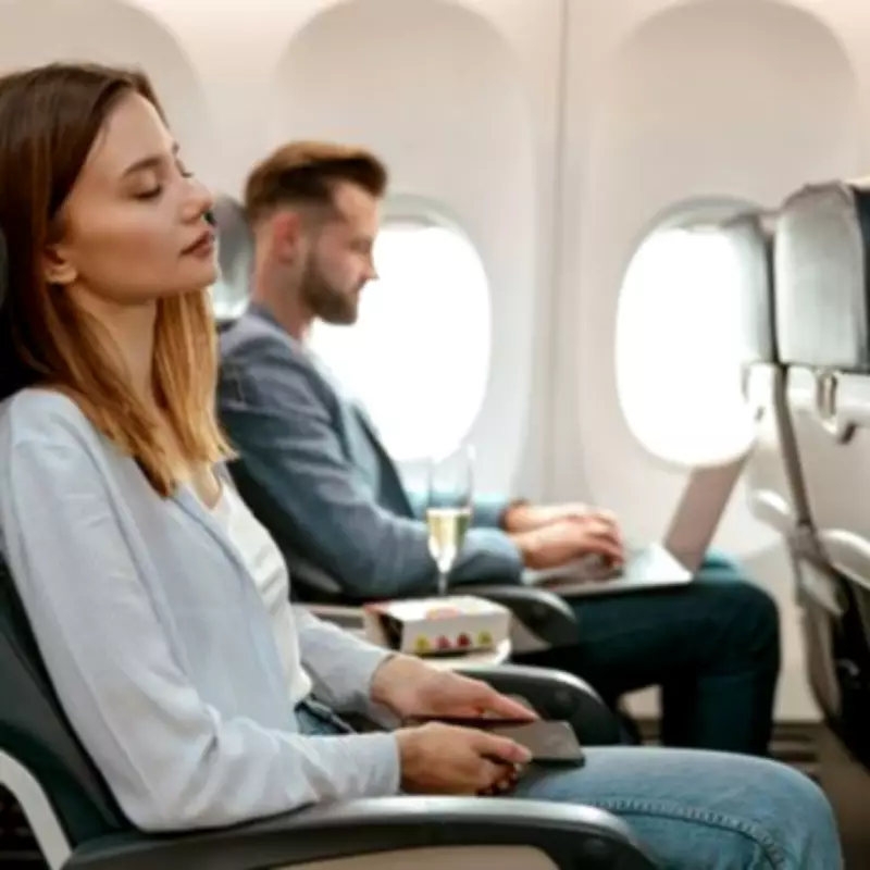 Woman's Flirty Note to Flight Attendant Leads to Engagement Success