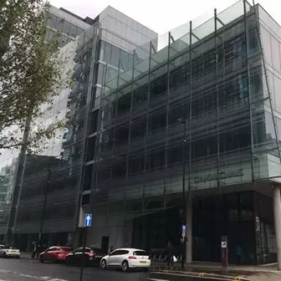 Croydon's Financial Future: Expert Warns Best Case is No Further Deterioration