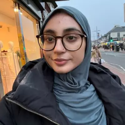 Eid Shopping on Green Street: Finding Two Outfits for Under £40 Amid Crowds