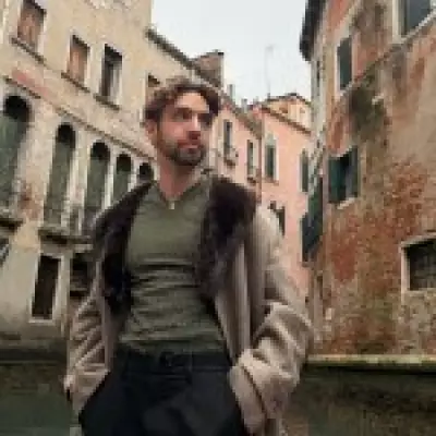 How a Situationship Heartbreak Triggered a Body Dysmorphia Relapse