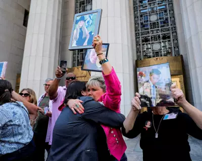 Starmer Vows Social Media Crackdown After US Court Holds Meta, YouTube Liable