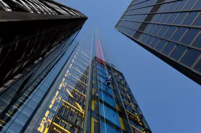 UK Investment Trusts Face Valuation Crisis Amid Fee Structure Concerns