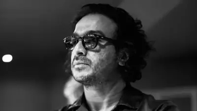 Zutons Star Survives Racist Attack, Warns UK in 'Dark Phase'